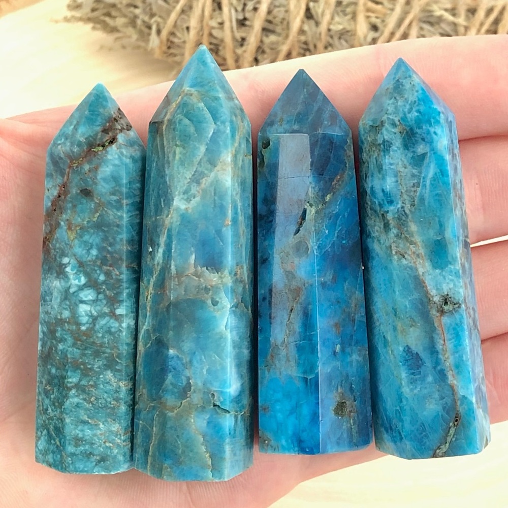 Blue Apatite Stone Healing Crystal Pyramid Tower Wand Point Obelisk Rock - Picture 8 of 10